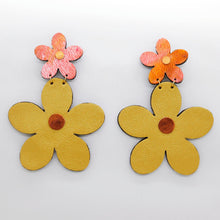 Charger l'image dans la galerie, Boucles d'oreilles •FLORBA• moutarde
