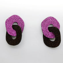 Charger l'image dans la galerie, Boucles d'oreilles en cuir •DAGDA• à paillettes