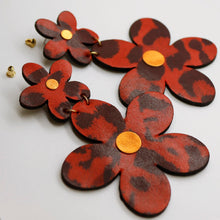 Charger l'image dans la galerie, Boucles d'oreilles •FLORBA• tachetées