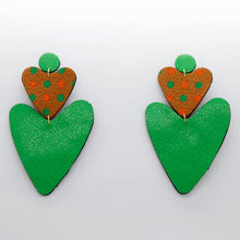 Charger l'image dans la galerie, Boucles d'oreilles en cuir •BELLÄ• vertes