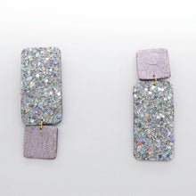 Charger l'image dans la galerie, Boucles d'oreilles en cuir •GYNE• à paillettes