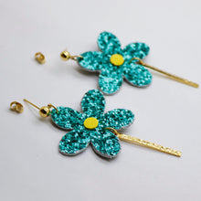 Charger l'image dans la galerie, Boucles d'oreilles en cuir •MILA• à paillettes