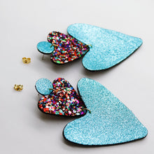 Charger l'image dans la galerie, Boucles d'oreilles en cuir •BELLÄ• à paillettes