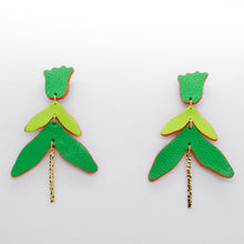Charger l'image dans la galerie, Boucles d'oreilles en cuir •FULIA• vertes