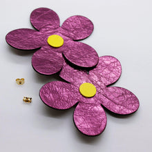 Charger l'image dans la galerie, Boucles d'oreilles en cuir •RITA• violettes