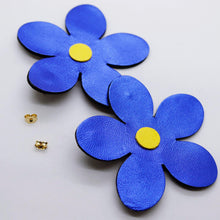 Charger l'image dans la galerie, Boucles d'oreilles en cuir •Petit défaut•