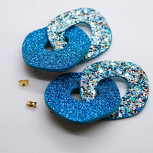 Charger l'image dans la galerie, Boucles d'oreilles en cuir •DAGDA• à paillettes