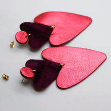 Charger l'image dans la galerie, Boucles d'oreilles en cuir •BELLÄ• framboises