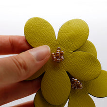 Charger l'image dans la galerie, Boucles d'oreilles en cuir •Petit Défaut•