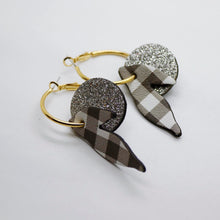 Charger l'image dans la galerie, Boucles d'oreilles en cuir •ROSALIA• à paillettes