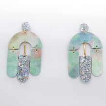 Charger l'image dans la galerie, Boucles d'oreilles en cuir •SOCA• à paillettes