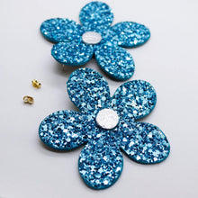Charger l'image dans la galerie, Boucles d'oreilles en cuir •RITA• à paillettes