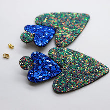 Charger l'image dans la galerie, Boucles d'oreilles en cuir •BELLÄ• à paillettes
