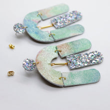 Charger l'image dans la galerie, Boucles d'oreilles en cuir •SOCA• à paillettes