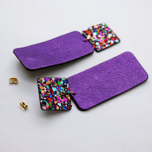 Charger l'image dans la galerie, Boucles d'oreilles en cuir •GYNE• à paillettes