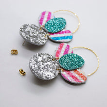 Charger l'image dans la galerie, Boucles d'oreilles en cuir •ELISE• à paillettes