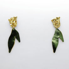 Charger l'image dans la galerie, Boucles d'oreilles en cuir •BIBA• vertes