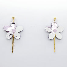 Charger l'image dans la galerie, Boucles d'oreilles en cuir •MILA• blanches
