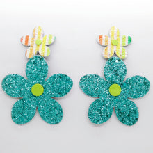 Charger l'image dans la galerie, Boucles d'oreilles en cuir •FLORBA• à paillettes