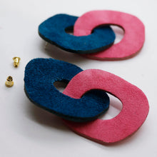 Charger l'image dans la galerie, Boucles d'oreilles en cuir •DAGDA• bicolores
