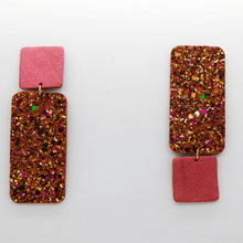 Charger l'image dans la galerie, Boucles d'oreilles en cuir •GYNE• à paillettes