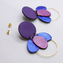 Charger l'image dans la galerie, Boucles d'oreilles en cuir •ELISE• violettes