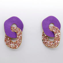 Charger l'image dans la galerie, Boucles d'oreilles en cuir •DAGDA• à paillettes