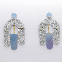 Charger l'image dans la galerie, Boucles d'oreilles en cuir •SOCA• à paillettes