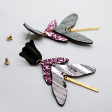 Charger l'image dans la galerie, Boucles d'oreilles en cuir •FULIA• à paillettes