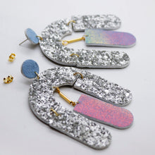 Charger l'image dans la galerie, Boucles d'oreilles en cuir •SOCA• à paillettes