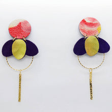 Charger l'image dans la galerie, Boucles d'oreilles en cuir •ELISE• aquarelles