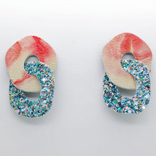 Charger l'image dans la galerie, Boucles d'oreilles en cuir •DAGDA• à paillettes