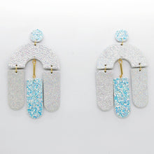 Charger l'image dans la galerie, Boucles d'oreilles en cuir •SOCA• argents