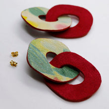 Charger l'image dans la galerie, Boucles d'oreilles en cuir •DAGDA• à motifs