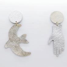 Charger l'image dans la galerie, Boucles d'oreilles en cuir •GIGI• argentées
