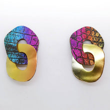 Charger l'image dans la galerie, Boucles d'oreilles en cuir •DAGDA• arc-en-ciel