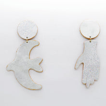 Charger l'image dans la galerie, Boucles d'oreilles en cuir •GIGI• argents