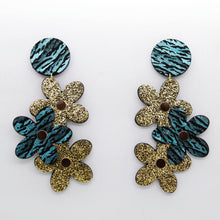 Charger l'image dans la galerie, Boucles d'oreilles en cuir •NENETTE• zébrées
