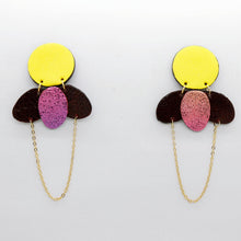 Charger l'image dans la galerie, Boucles d'oreilles en cuir •ELISE• jaunes