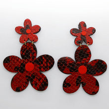 Charger l'image dans la galerie, Boucles d'oreilles en cuir •FLORBA• tachetées