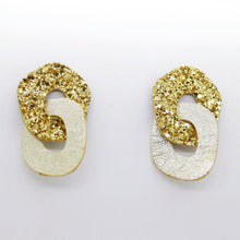 Charger l'image dans la galerie, Boucles d'oreilles en cuir •DAGDA• à paillettes