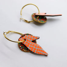 Charger l'image dans la galerie, Boucles d'oreilles en cuir •ROSALIA• à paillettes