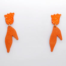 Charger l'image dans la galerie, Boucles d'oreilles en cuir •BIBA• oranges