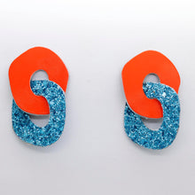 Charger l'image dans la galerie, Boucles d'oreilles en cuir •DAGDA• à paillettes