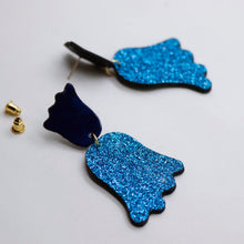 Charger l'image dans la galerie, Boucles d'oreilles en cuir •PETULA• bleues