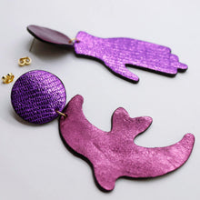 Charger l'image dans la galerie, Boucles d'oreilles en cuir •GIGI• violettes