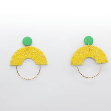 Charger l'image dans la galerie, Boucles d'oreilles en cuir •GRACIEUSES• à paillettes