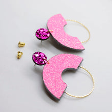 Charger l'image dans la galerie, Boucles d'oreilles en cuir •GRACIEUSES• à paillettes