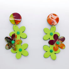 Charger l'image dans la galerie, Boucles d'oreilles en cuir •NENETTE• à motifs