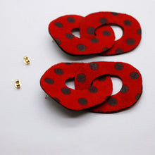 Charger l'image dans la galerie, Boucles d'oreilles en cuir •DAGDA• à pois